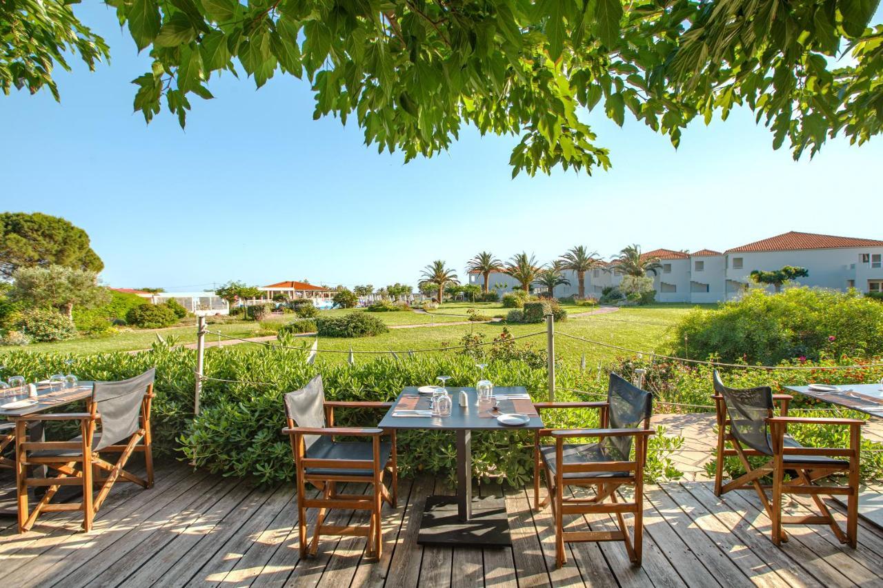 Aeolian Village Beach Resort Skála Eresoú Eksteriør bilde